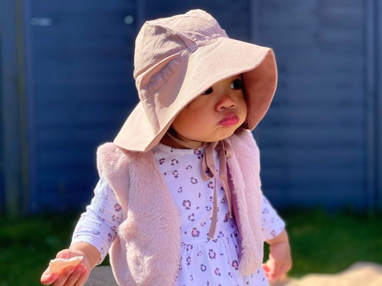 Kids / Toddler Brimmed Sun Hat in Light Blush